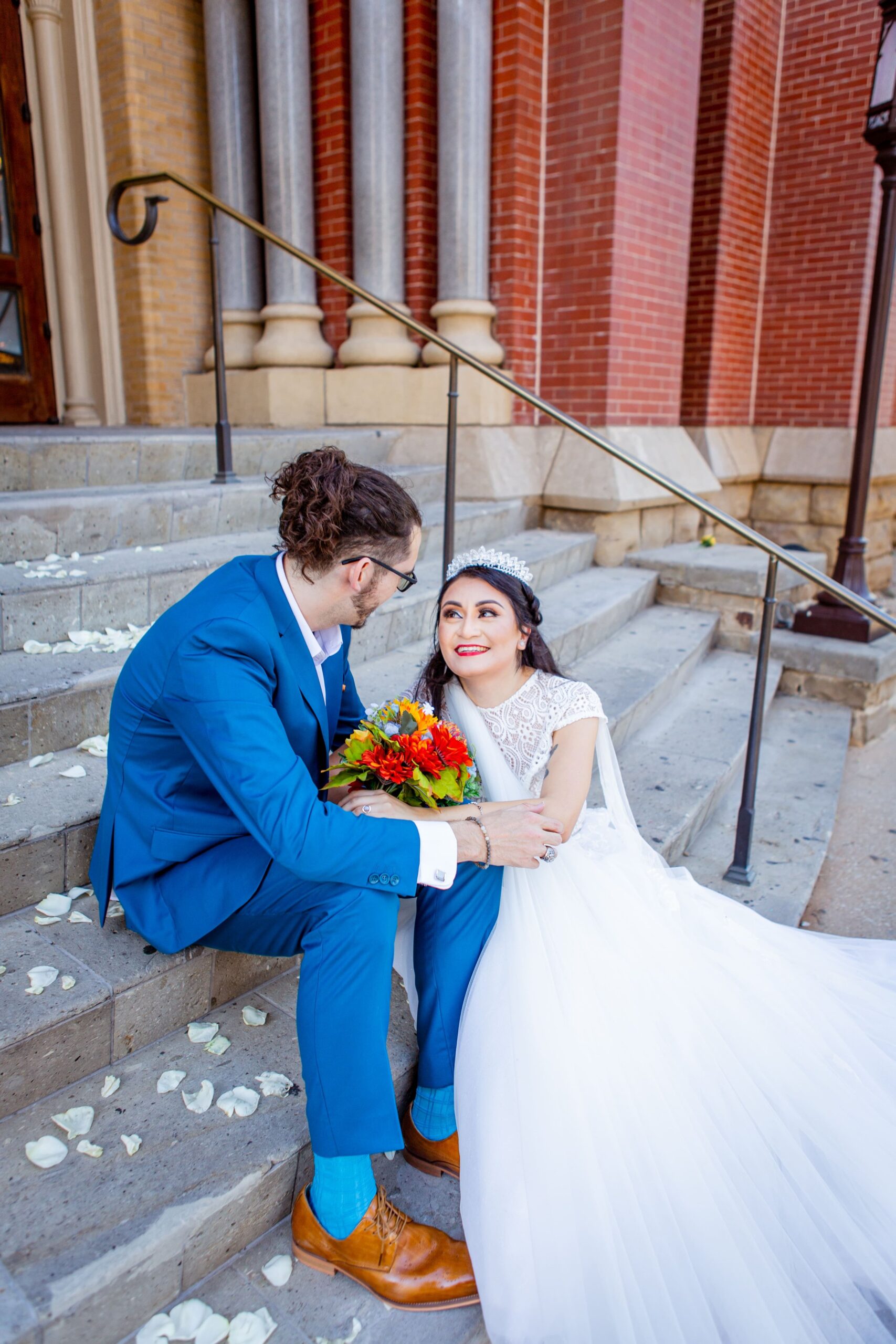 Dallas arts district wedding photos vibrant couple