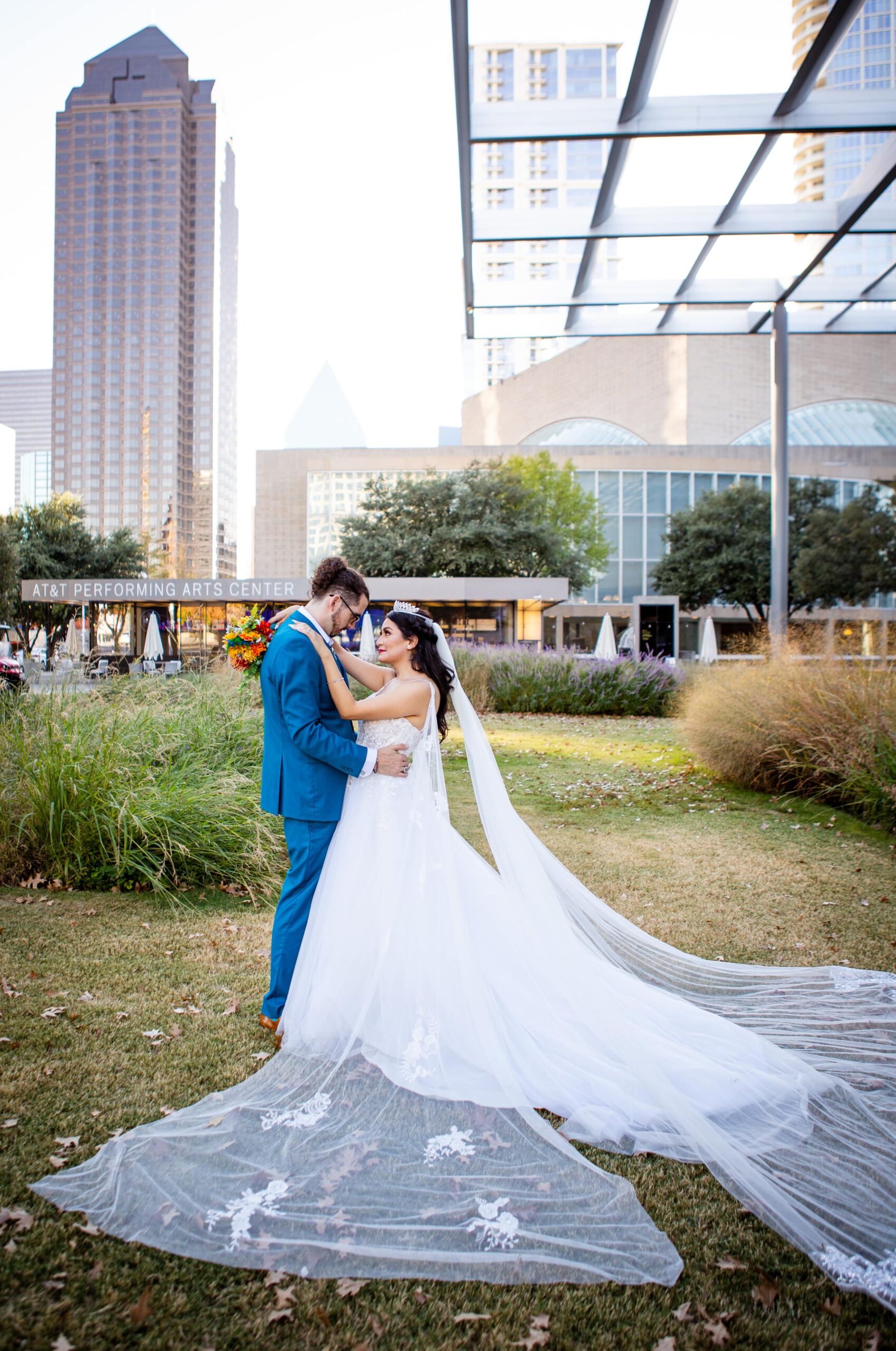 Dallas arts district wedding photographer wedding couple