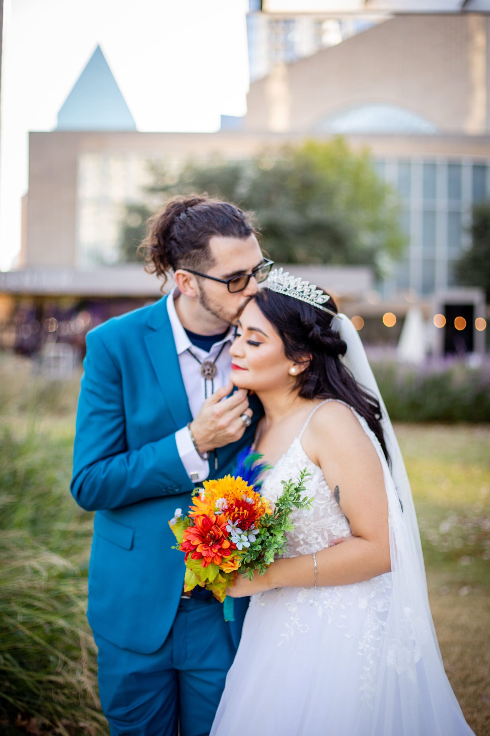Scenic downtown Dallas wedding photography